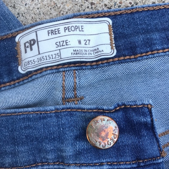 ☀️Free People Great Height Frayed Distressed Jean - Picture 3 of 10